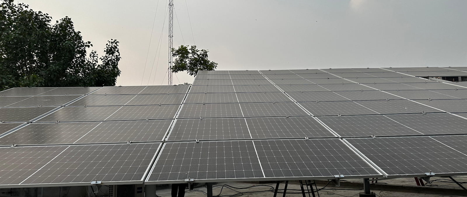 75 kW industrial roof solar installation in Lahore